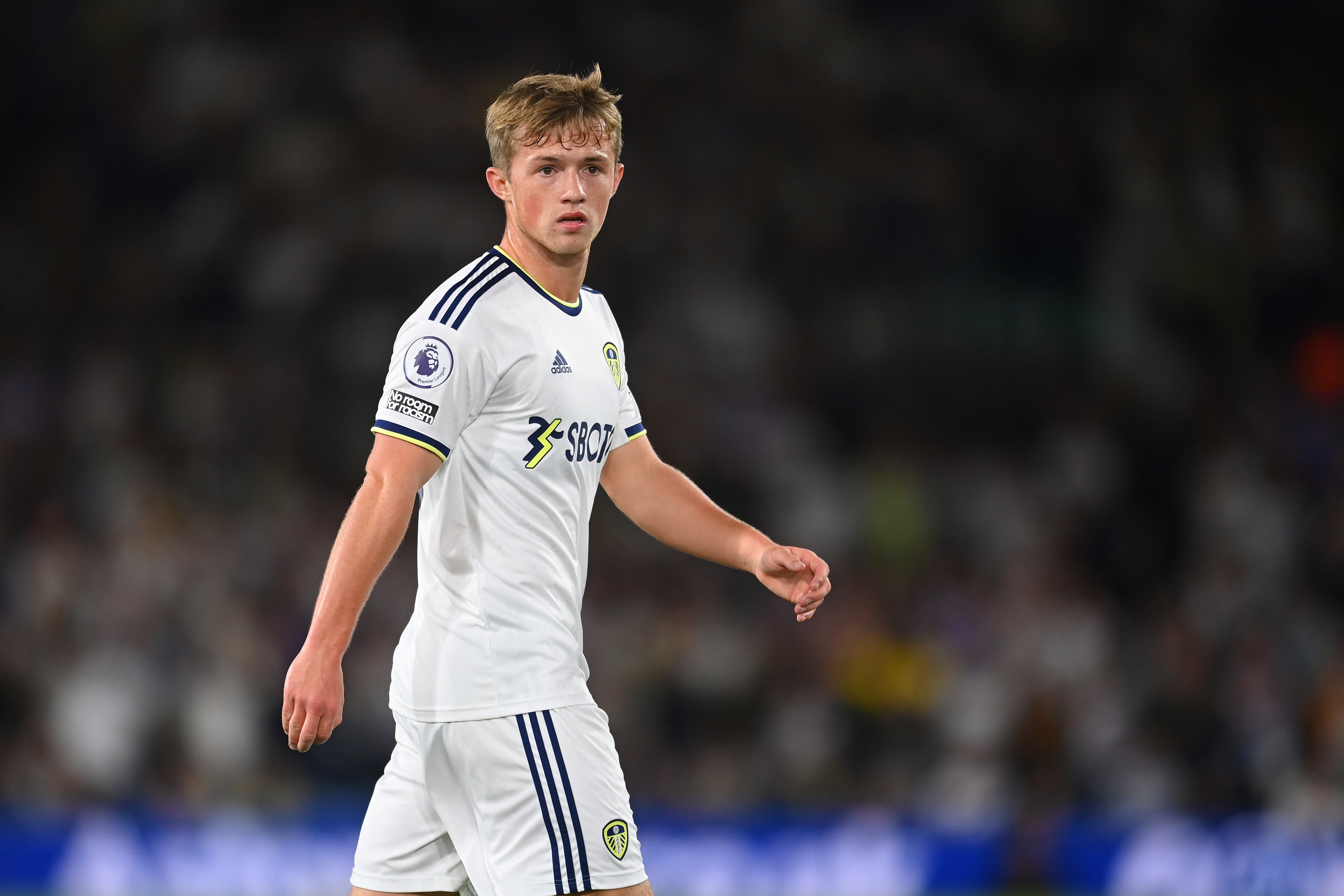Leeds United news: Joe Gelhardt prediction made, transfer target left in ‘tears’