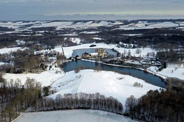 Snow covers the ground around Leeds castle in Broomfield, southeast England.  (Photo by BEN STANSALL / AFP) (Photo by BEN STANSALL/AFP via Getty Images)