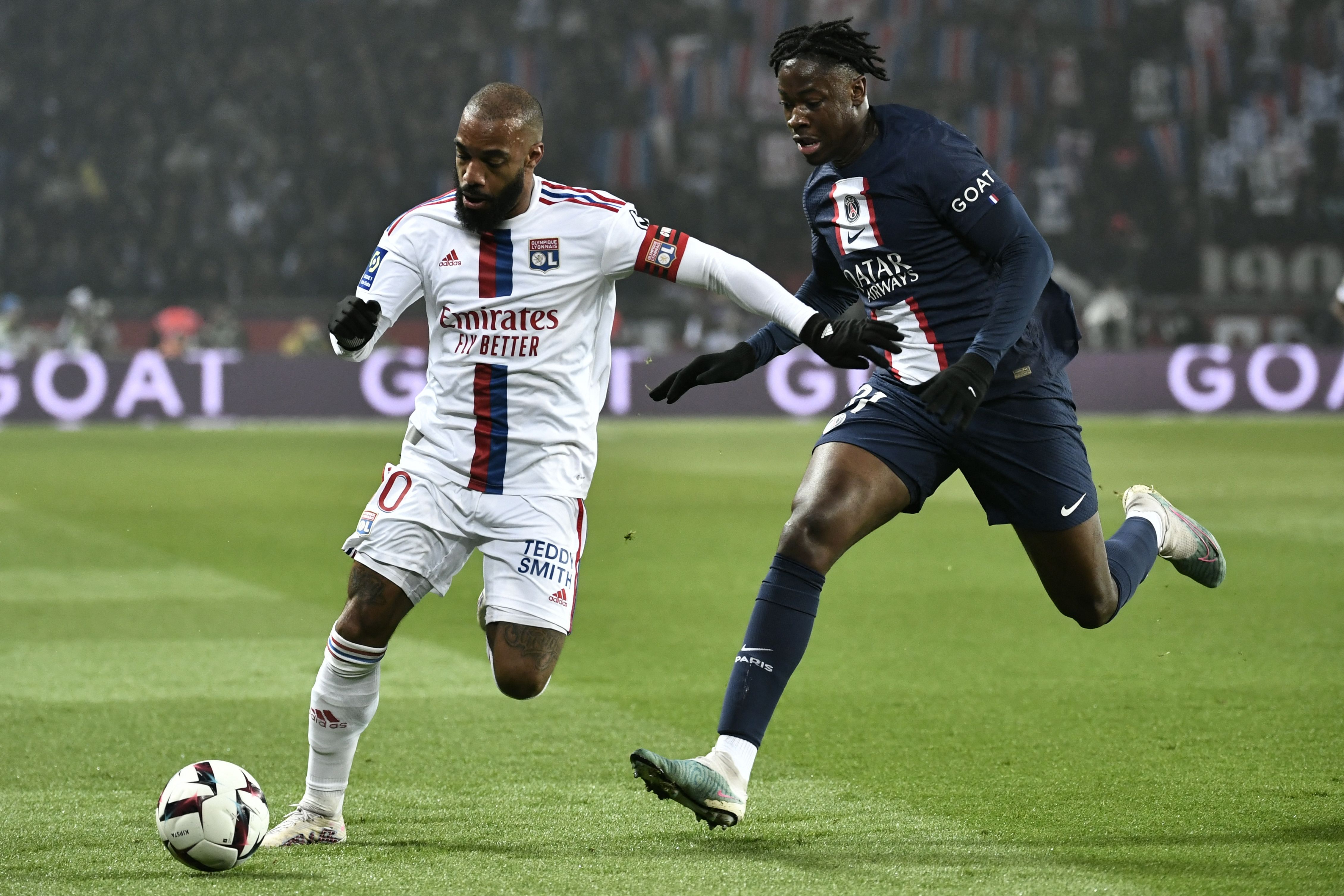 Leeds United ‘reach full agreement’ to sign starlet as ‘offer tabled’ for defensive target