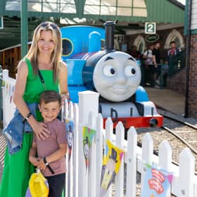 Helen Skelton and family celebrate the launch of Thomas & Percy’s Submarine Splash at Drayton Manor Resort. (Credit Drayton Manor Resort) 