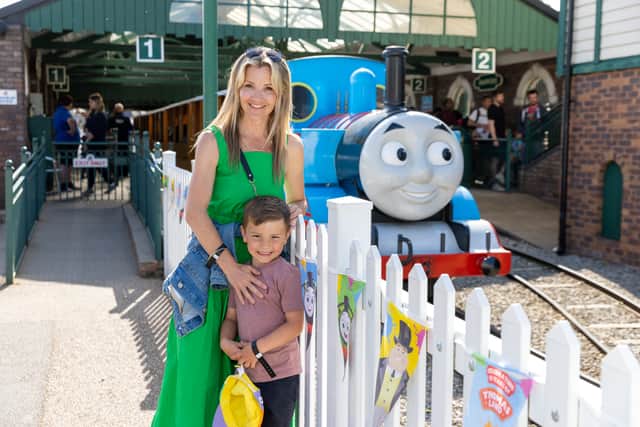 Helen Skelton and family celebrate the launch of Thomas & Percy’s Submarine Splash at Drayton Manor Resort. (Credit Drayton Manor Resort) 