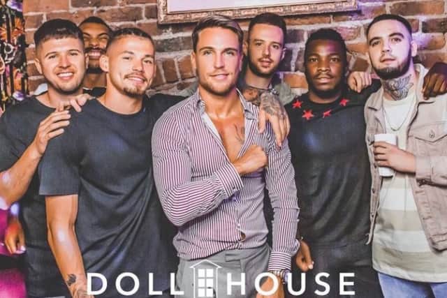 Leeds-born DJ Tom Zanetti with Leeds-born midfielder Kalvin Phillips (Credit @tomzanettitz Instagram Story)