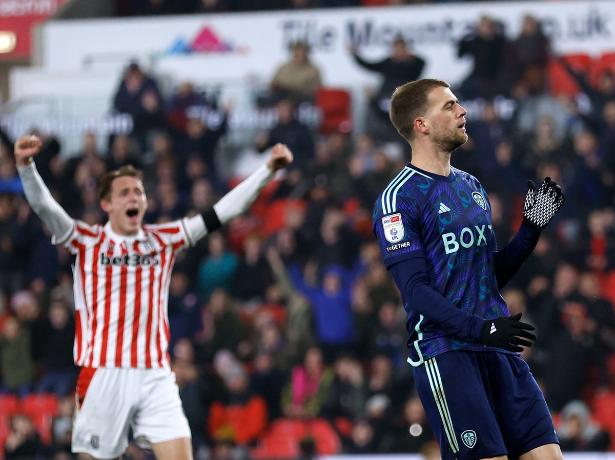 Blew the roof off' - Stoke City boss reveals moment Leeds United game swung  in their favour