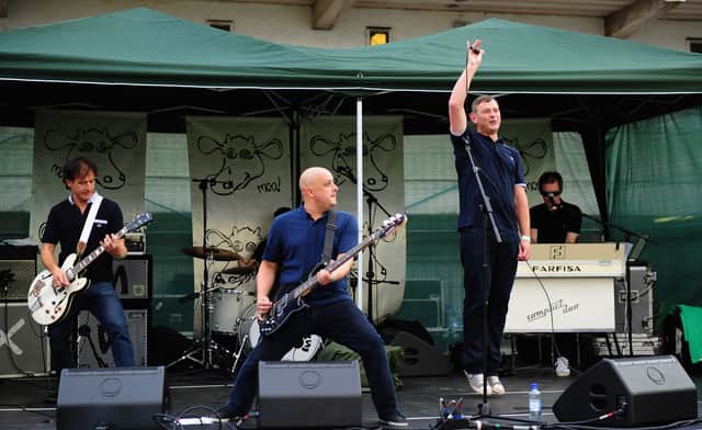 Released on the 1990 album 'Life', 'This Is How I Feel' is one of Inspiral Carpets' most loved tracks. Depicting a working class mother in an extra-marital affair, the track was the band's first to break into the UK Top 40