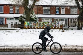 Snow is expected to cause disruption in Leeds and across the UK next week