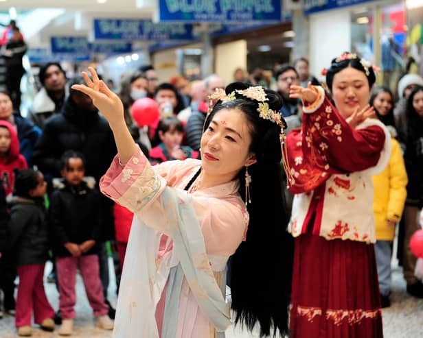 Traditional Chinese dancing