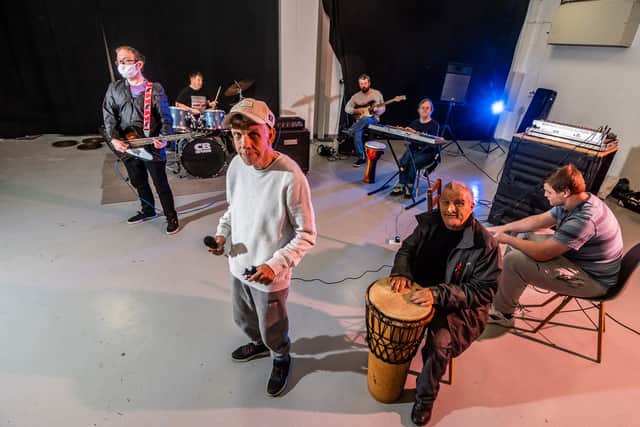 A documentary focusing on Leeds’ group Ultimate Thunder has picked up a top award at Sheffield DocFest earlier this week.