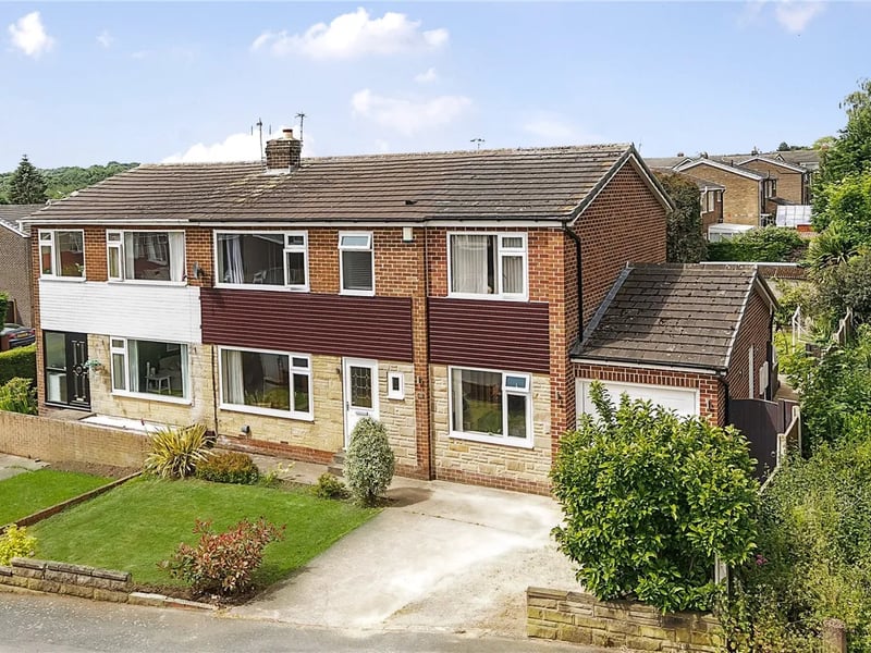 Parkways Drive, Oulton, Leeds, West Yorkshire LS26