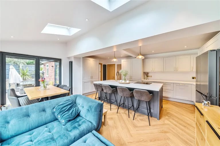 Parkways Drive, Oulton, Leeds, West Yorkshire LS26