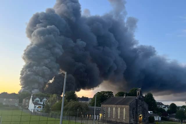 Images of the smoke emitted by the industrial fire near Paisley. Picture: Laura (@laura1785)