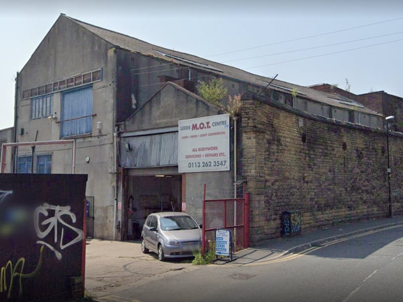 One reviewer said: "“Visited Leeds MOT Centre for an MOT for the first time being new to the area.
Very friendly, honest and helpful. Will visit again.”