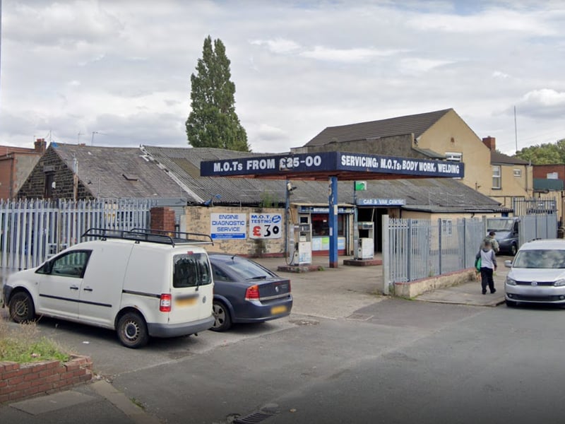 One reviewer wrote: “Excellent service from start to finish. Professional service, friendly staff and even a cup of tea whilst you wait! Highly recommend and will be using again without a doubt.”