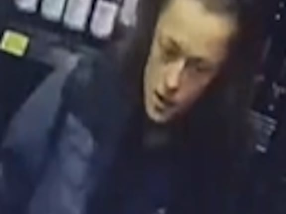 Crime Type: Theft from Vehicle. Offence Date: 04/06/2024. Photo reference: LD8362. Area: Leeds North West.