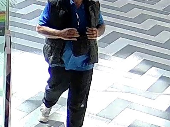 Crime Type: Theft From Shop. Offence Date: 19/06/2024. Photo reference: LD8356. Area: Leeds City, Leeds South.