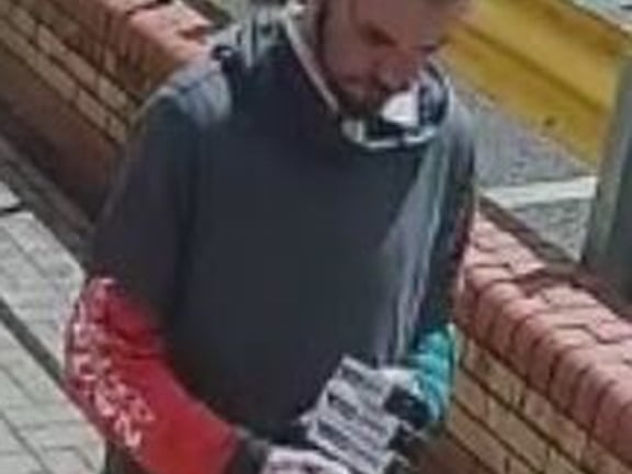 Crime Type: Theft From Shop. Offence Date: 16/06/2024. Photo reference: LD8349. Area: Leeds North West.