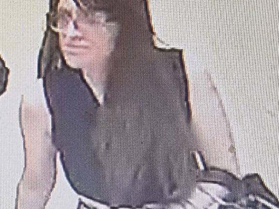 Crime Type: Theft From Shop. Offence Date: 21/06/2024. Photo reference: LD8347. Area: Leeds North West.