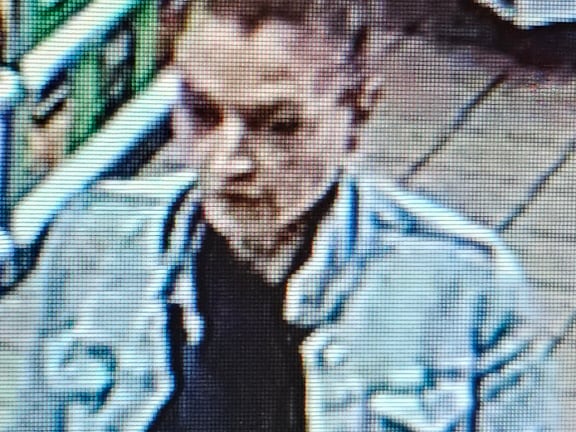 Crime Type: Theft From Shop. Offence Date: 06/06/2024. Photo reference: LD8344. Area: Leeds West.