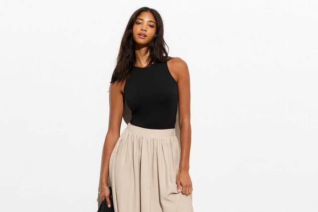 Stone textured midi-skirt New Look