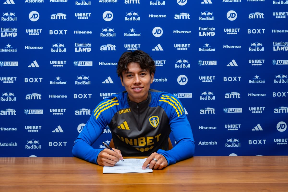Callum Reed Leeds Leeds United confirm deadline day arrival with Hull debut possible