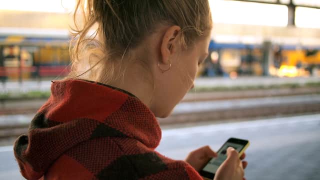 Signs to watch if someone is trying to sell you a stolen phone. Photo: OLYMPUS IMAGING CORP., E-PL1/ Unsplash Licence