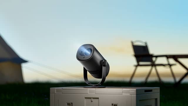 The Dangbei Freedo is completely wireless