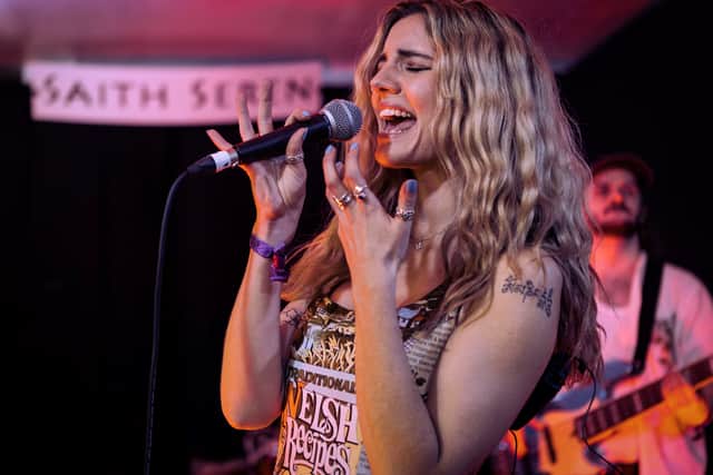 Mali Hâf studied popular music in Leeds.