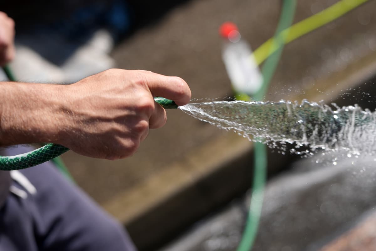 Leeds hosepipe ban set to be lifted ‘within weeks’ as Yorkshire reservoirs ...