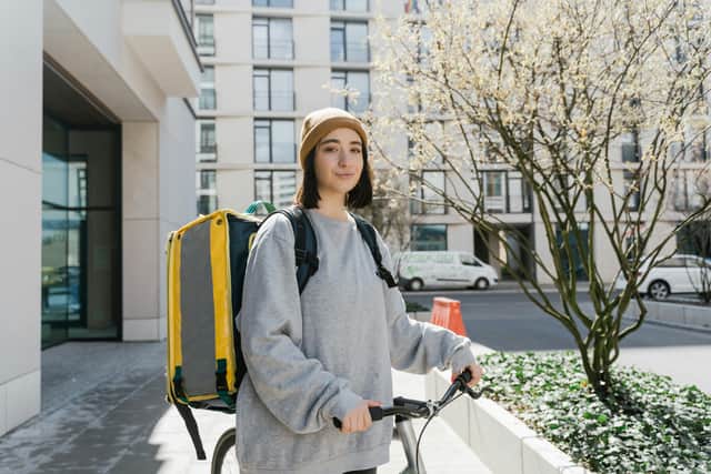 Irregular paydays can make saving money feel especially difficult (Photo: Pexels)