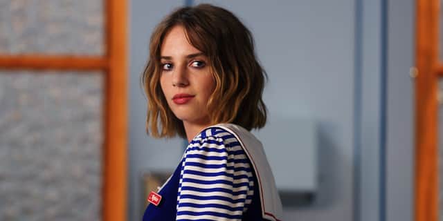 Robin (Maya Hawke) in Stranger Things season 3