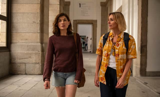 Sam [Jodie Whittaker] and Bert [Suranne Jones] in Frauds