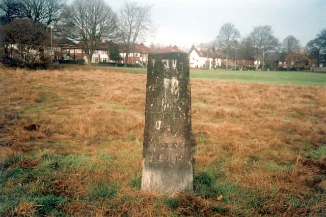 The Oates stone pictured in November 2003.