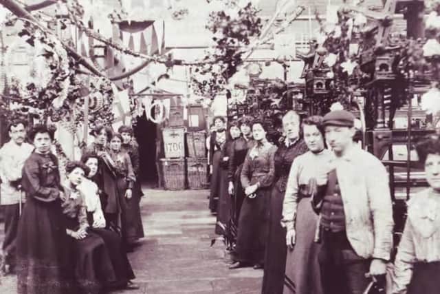 Sunny Bank Mills Weavers circa 1905