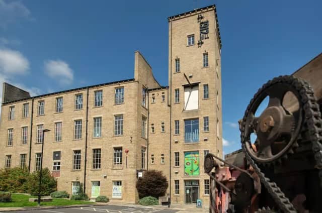 Sunny Bank Mills is a beautifully restored former textile mill dull of shops, galleries, studios, cafés and heritage attractions.