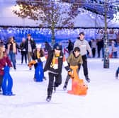 White Rose Shopping Centre’s popular Christmas ice rink is to return over the festive season.