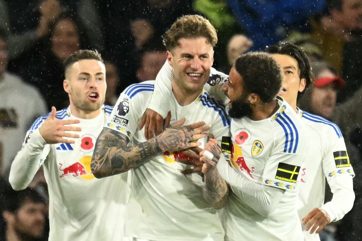 Leeds United 2 West Ham 1: Angreifer glänzt und Abwehr schlägt zu ...