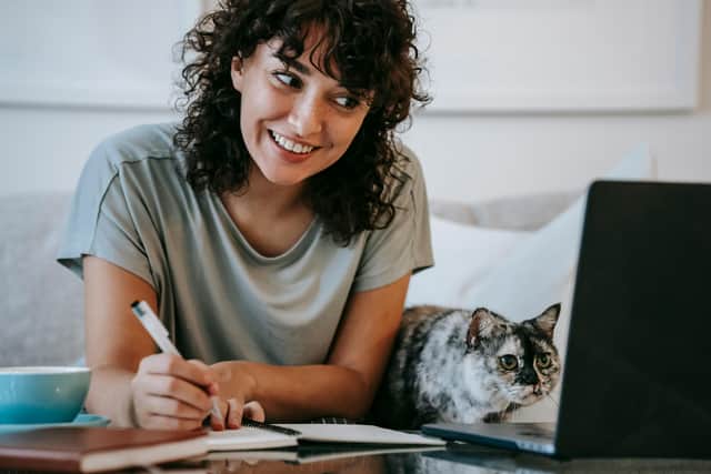 Remote workers could struggle to stay warm at home without increasing energy bills (Photo: Pexels)