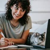 Remote workers could struggle to stay warm at home without increasing energy bills (Photo: Pexels)