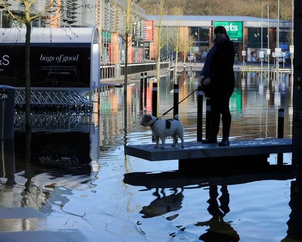 Flooding at Kirkstall Valley Retail Park, Bridge Road.  27 December 2015.  Picture Bruce Rollinson