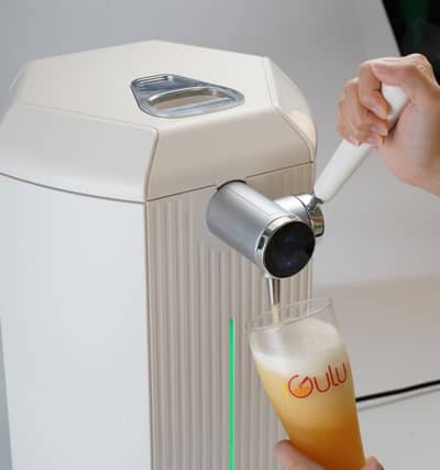 iGulu's F1 machine is as simple as using a pod coffee machine - just pop some ingredients in, let it brew for a few weeks, and your beer will be ready