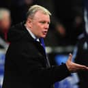 Former Leeds United boss Steve Evans has retuned to management.
