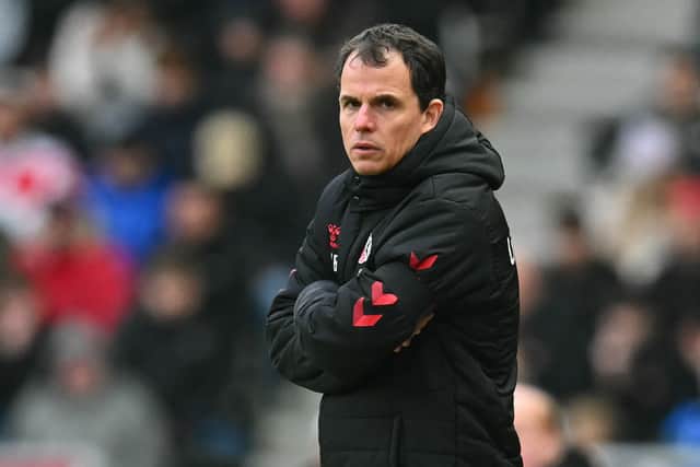Regis Le Bris watched his Sunderland side draw 1-1 against Leeds United.