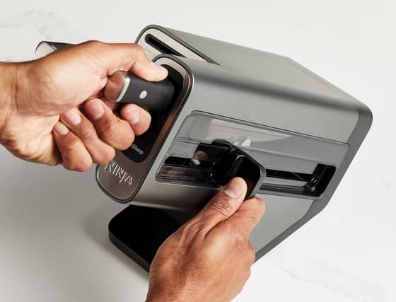 The integrated sharpener is one of the things people love about the StaySharp knife block