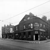 The Eldon pub at the junctions with St. Marks Street and Spenceley Street. Blackout markings on kerbs and lamp posts. Woodhouse Moor in distance. Pictured in October 1942.