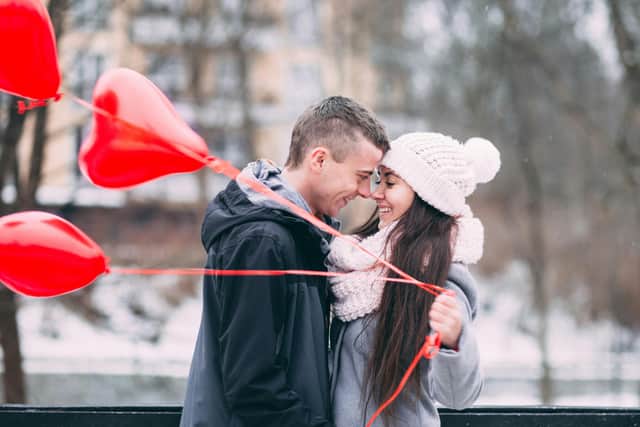 This expert advice can help couples celebrate Valentine's Day without money worries (Photo: Pexels)