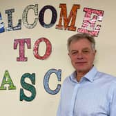 Professor Giles Toogood, Consultant Surgeon at Leeds Teaching Hospitals NHS Trust, has performed his final surgery.  