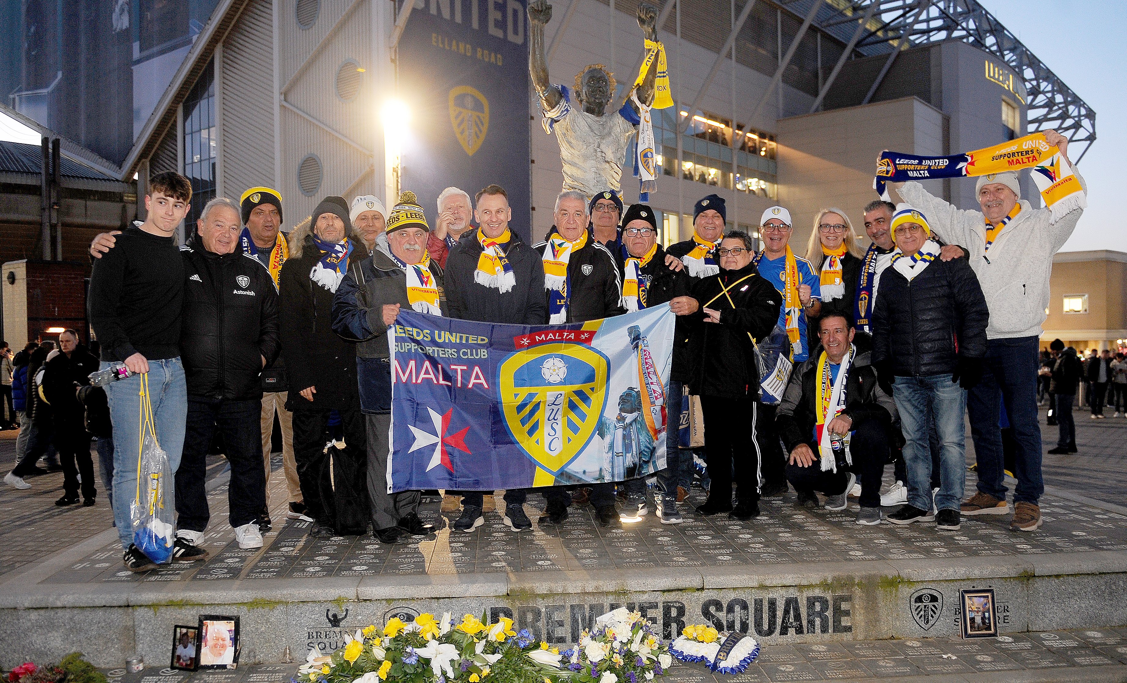 22 brilliant photos of Leeds United fans vs Sunderland including Elland Road visitors from Australia & the USA