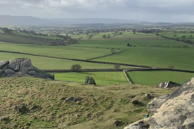 North Rigton to Almscliff Crag