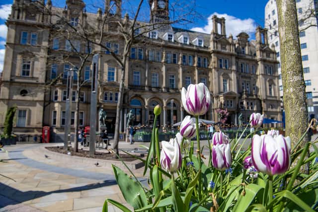 The city is expected to be blessed with warm weather this bank holiday weekend, but when will the temperatures reach their peak?