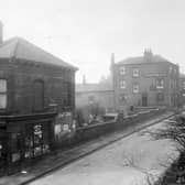 Tetleys' public house, the Skinners Arms at the junction with Buslingthorpe Lane in March 1930.