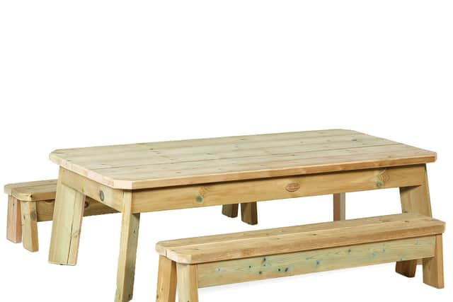 Outdoor table sets don't come cuter than this
